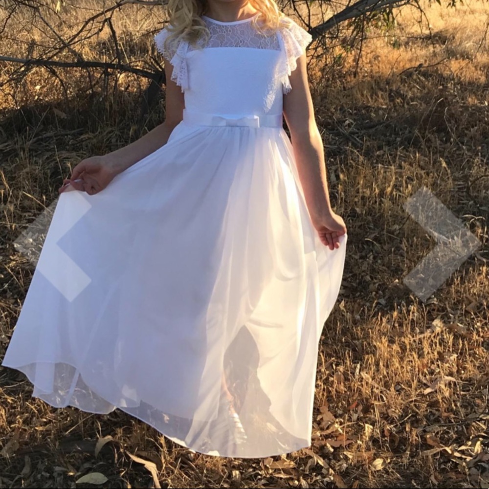 Girls dress wedding gown flower girl